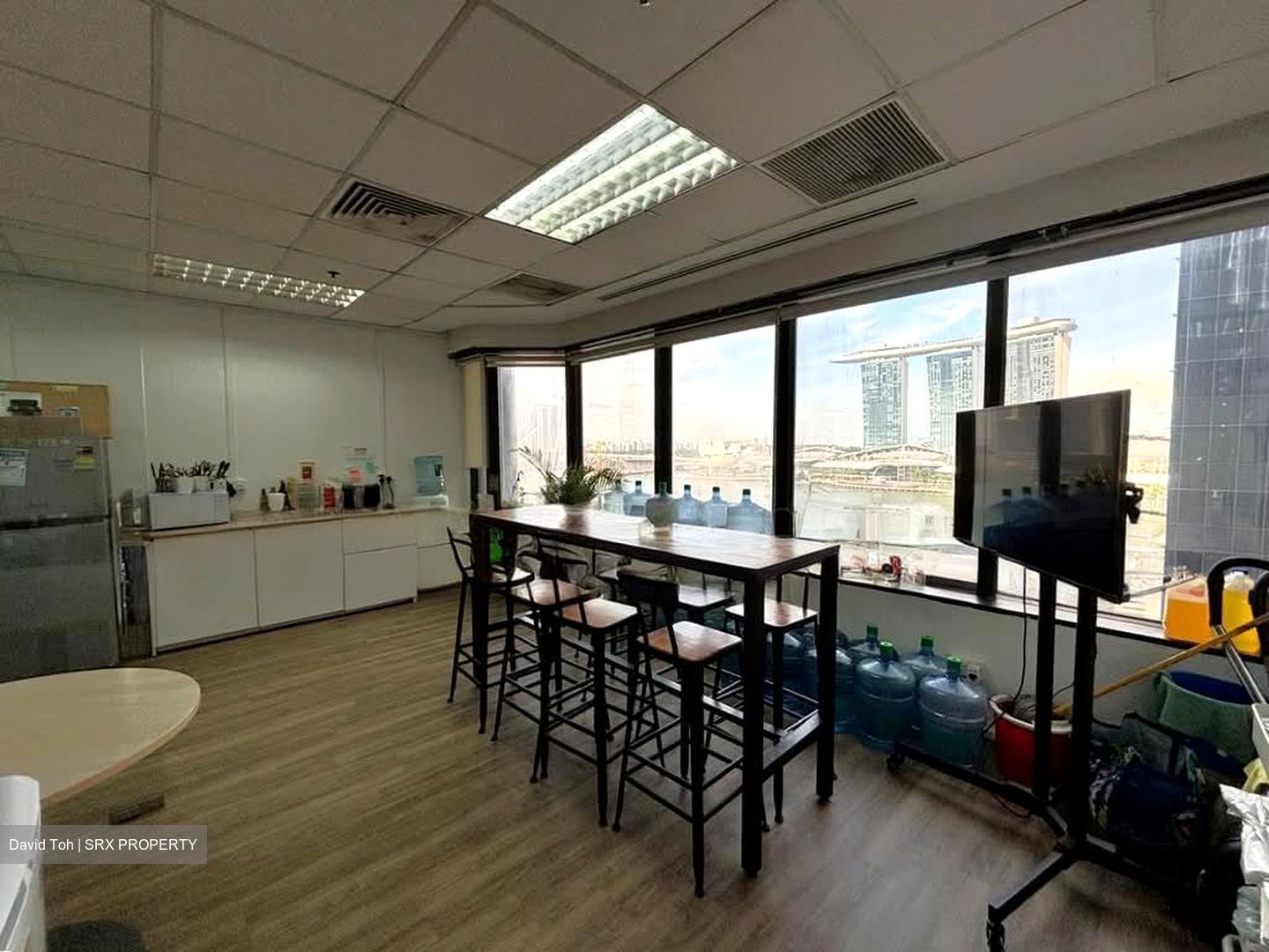 Raffles Place MRT (D1), Office #584134541